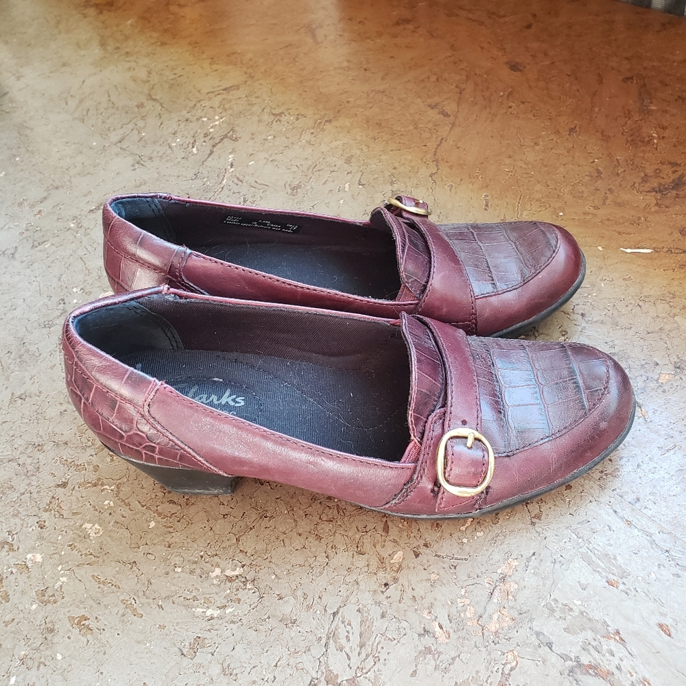 Clarks Loafers - size 5.5M, burgundy